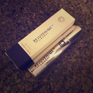 Monat Rejuvenique oil (30ml)